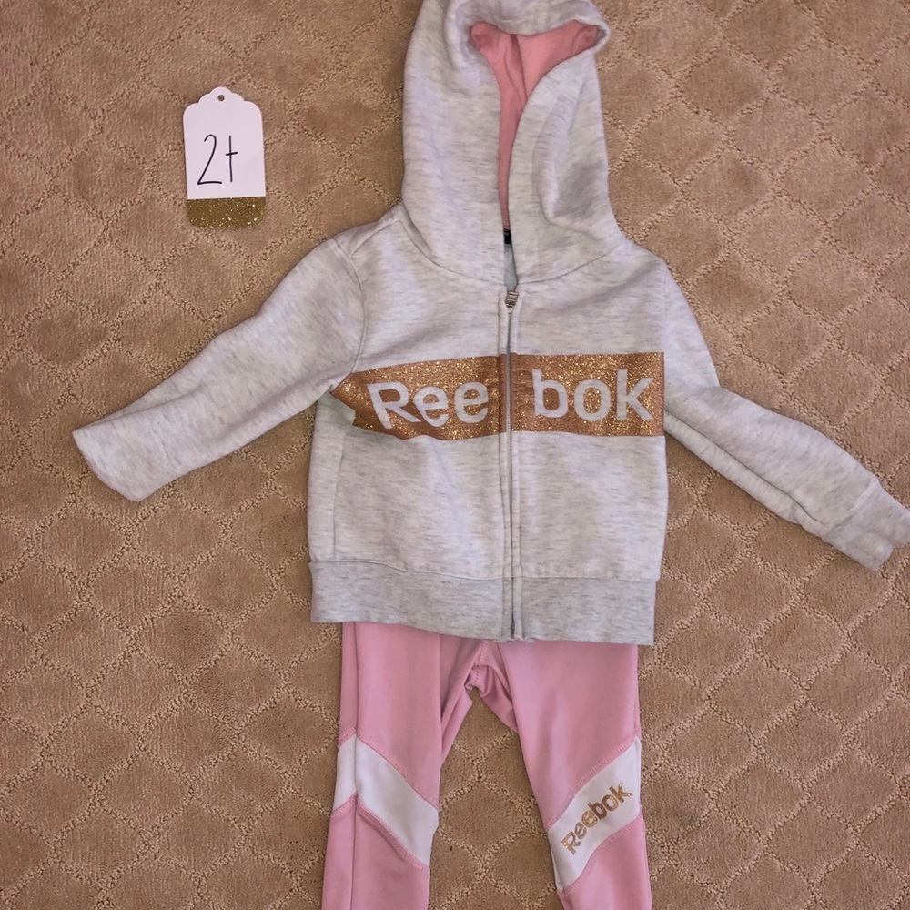 2t 2piece Reebok track suit